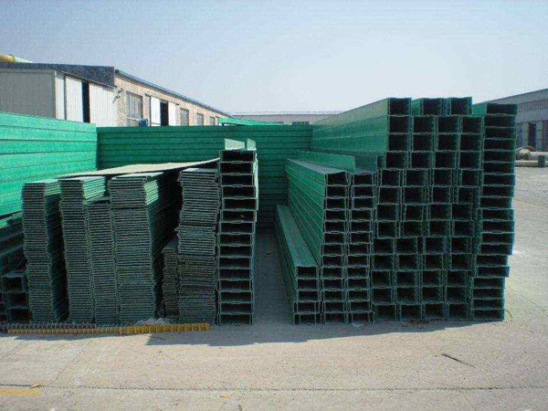 玻璃鋼電纜橋架